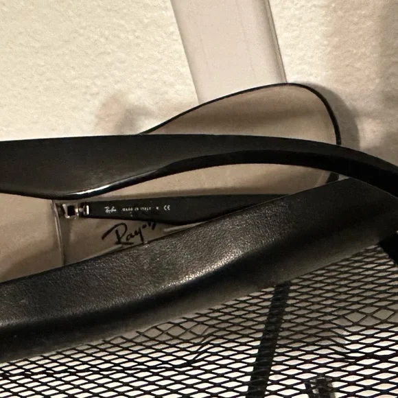 Ray Ban Glasses - Picture 5 of 7